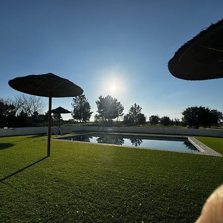 Na Quinta- Alojamento Rural Com Piscina De Agua Salgada Poceirao Ngoại thất bức ảnh